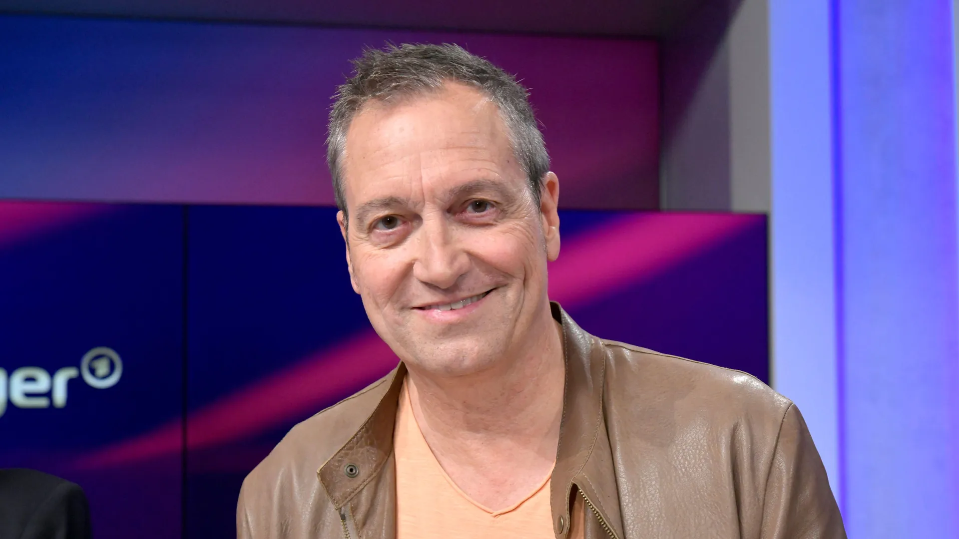 Dieter Nuhr Krankheit: Eine eingehende Betrachtung seiner aktuellen Gesundheitsprobleme