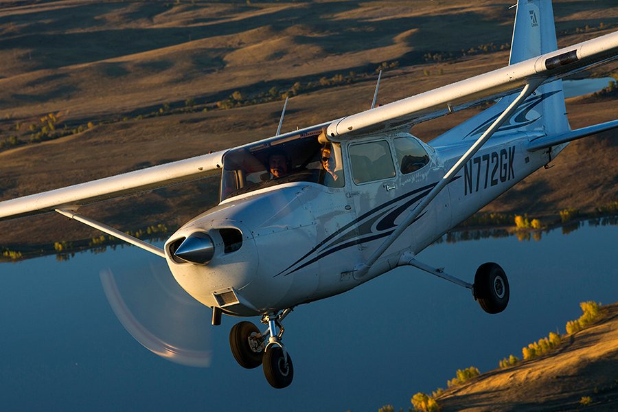 Cessna 172 I: Technik, Einsatz und Bedeutung des Leichtflugzeugs