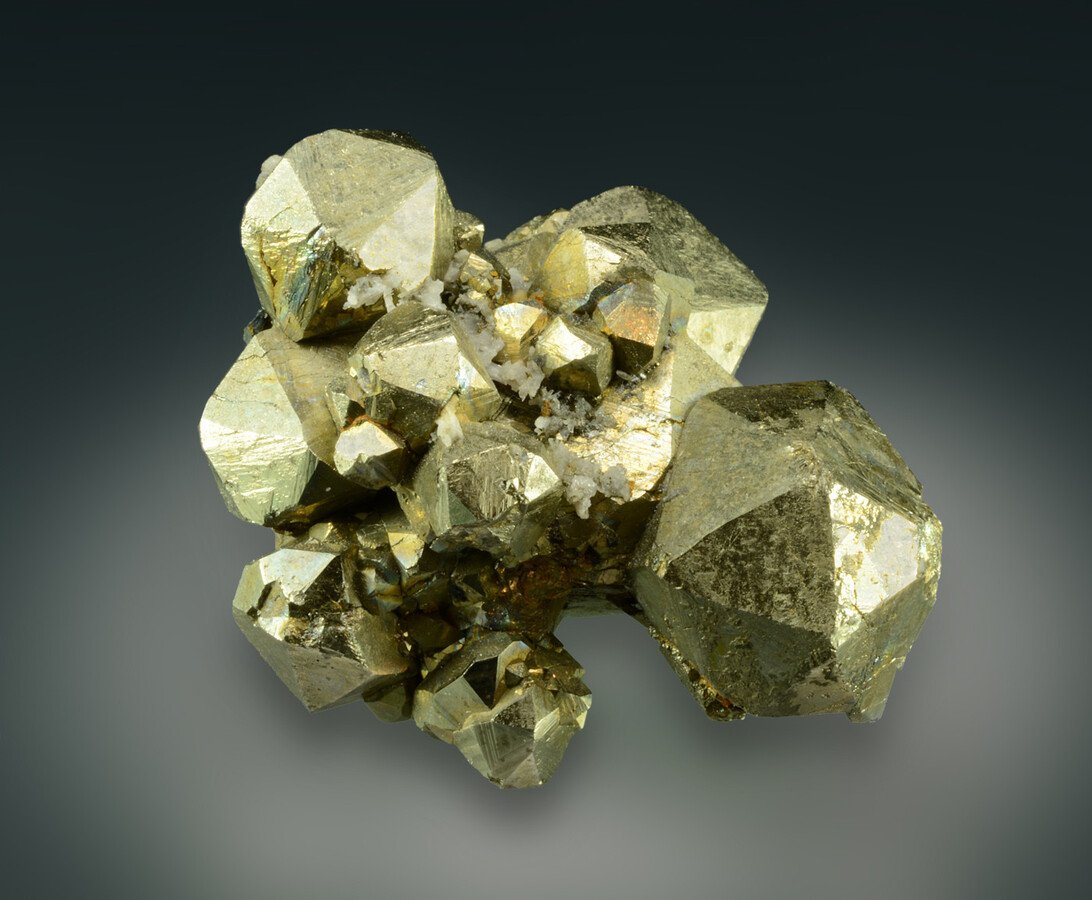 Pyrit Stein: Eigenschaften, Herkunft und Bedeutung des Goldsteins